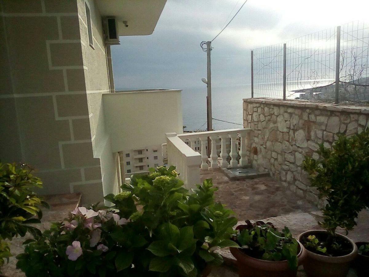 Villa Alimema Sarandë Exterior foto